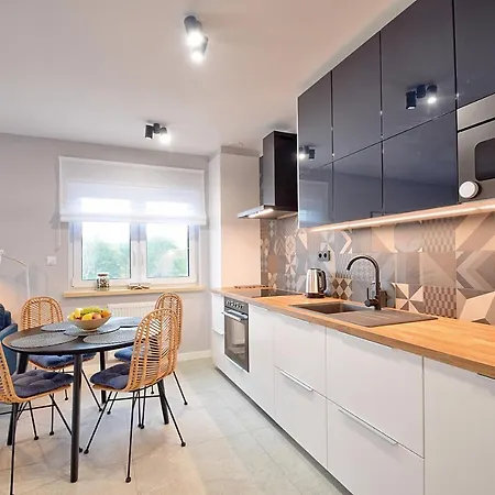 E-apartament Nad Morzem Garaz Na Rowery I Motocykle - Apartamentuj Daire